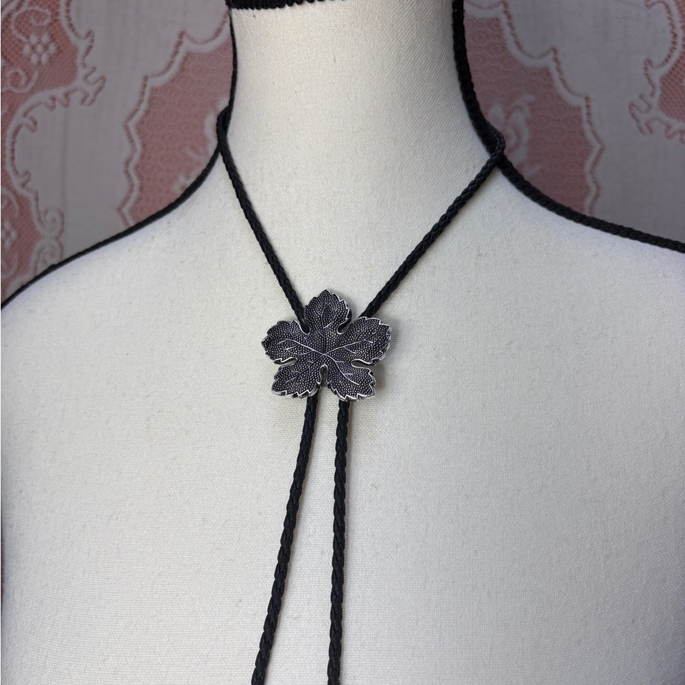 Artisan Silver Leaf Bolo Tie - Picture 3 of 7